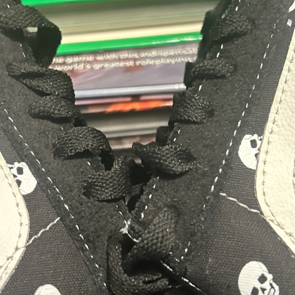 Vans Black And White Skulls And Paisley Collab 9.5 Men's CLEAN - Picture 13 of 13